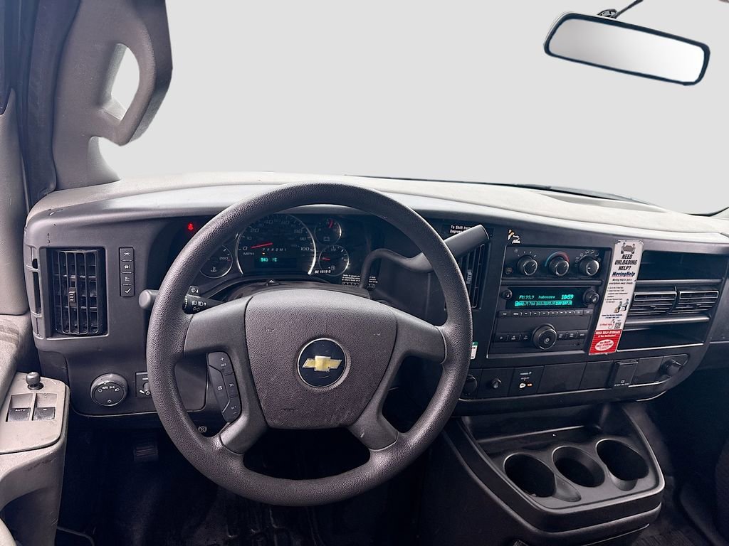 Used 2025 Chevrolet Express 2500 w/ Driver Convenience Package RWD image 20