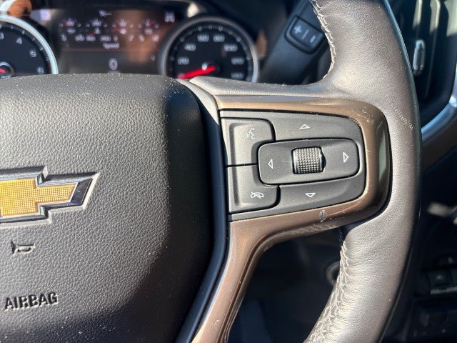 Used 2019 Chevrolet Silverado 1500 High Country w/ Technology Package AWD/4WD image 19