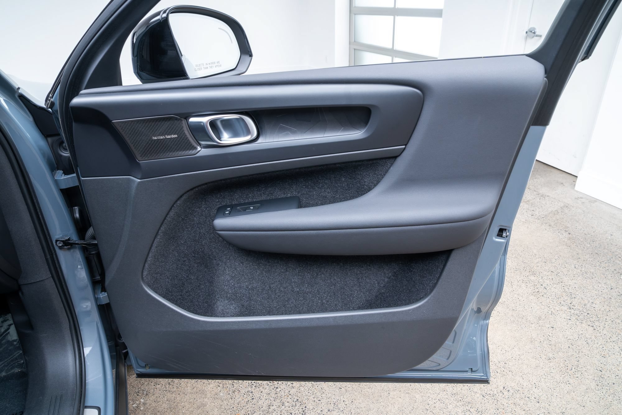 Used 2023 Volvo C40 P8 Recharge Ultimate w/ Protection Package Premier AWD/4WD image 24