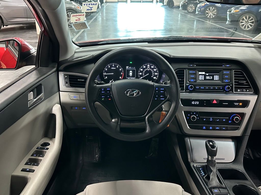 Used 2017 Hyundai Sonata SE image 24