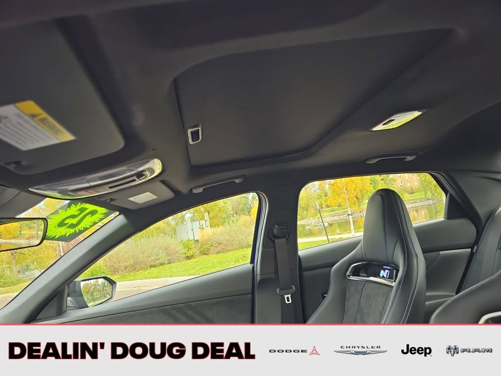 Used 2025 Hyundai Elantra N image 22