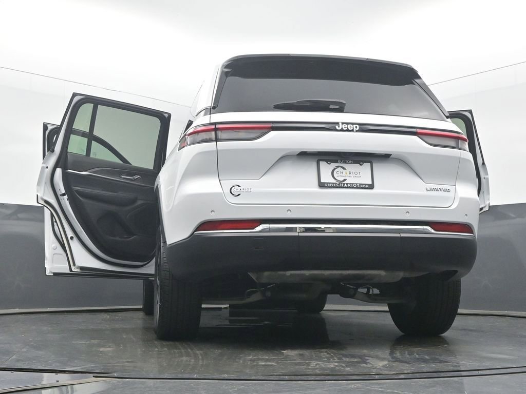 Used 2024 Jeep Grand Cherokee Limited image 60
