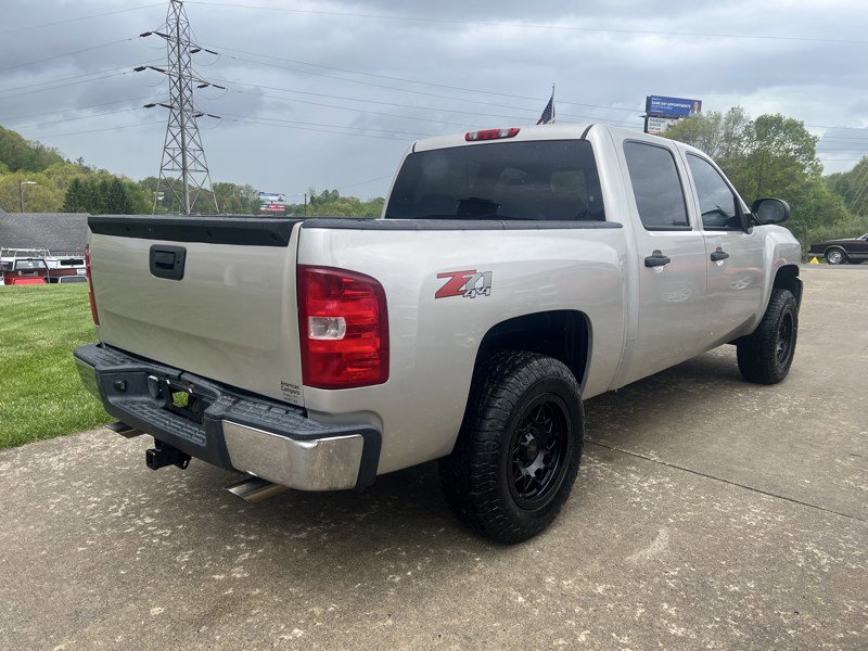 Used 2008 Chevrolet Silverado 1500 LT w/ Power Pack Plus AWD/4WD image 4