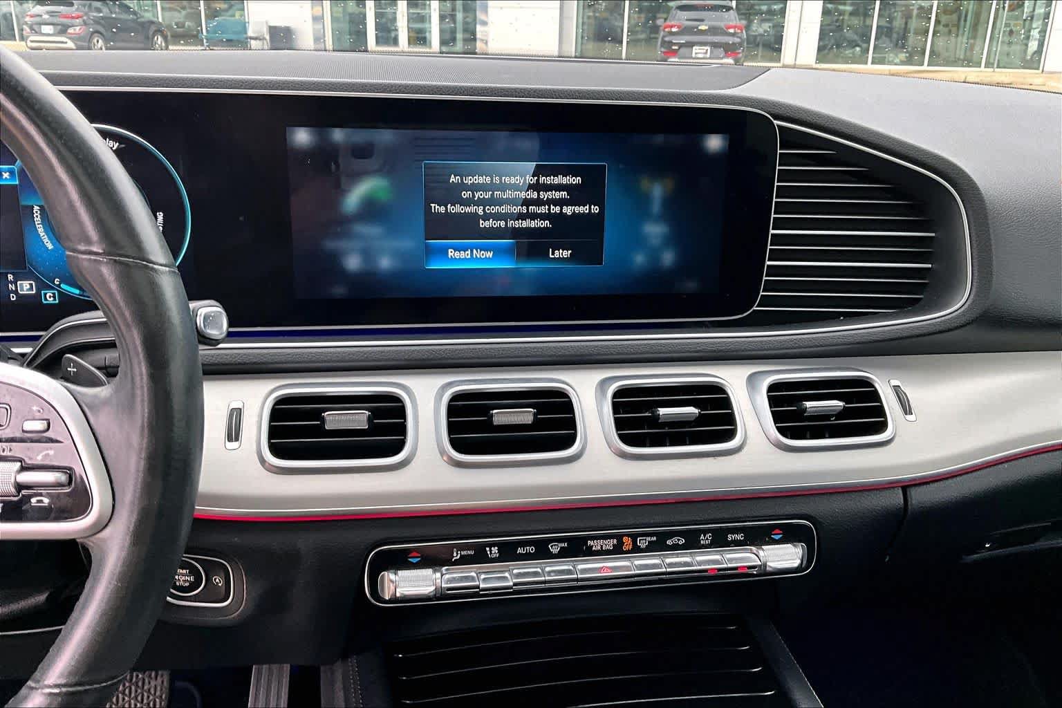 Used 2020 Mercedes-Benz GLE 350 w/ Premium Package image 29