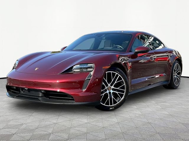 Used 2022 Porsche Taycan RWD image 3