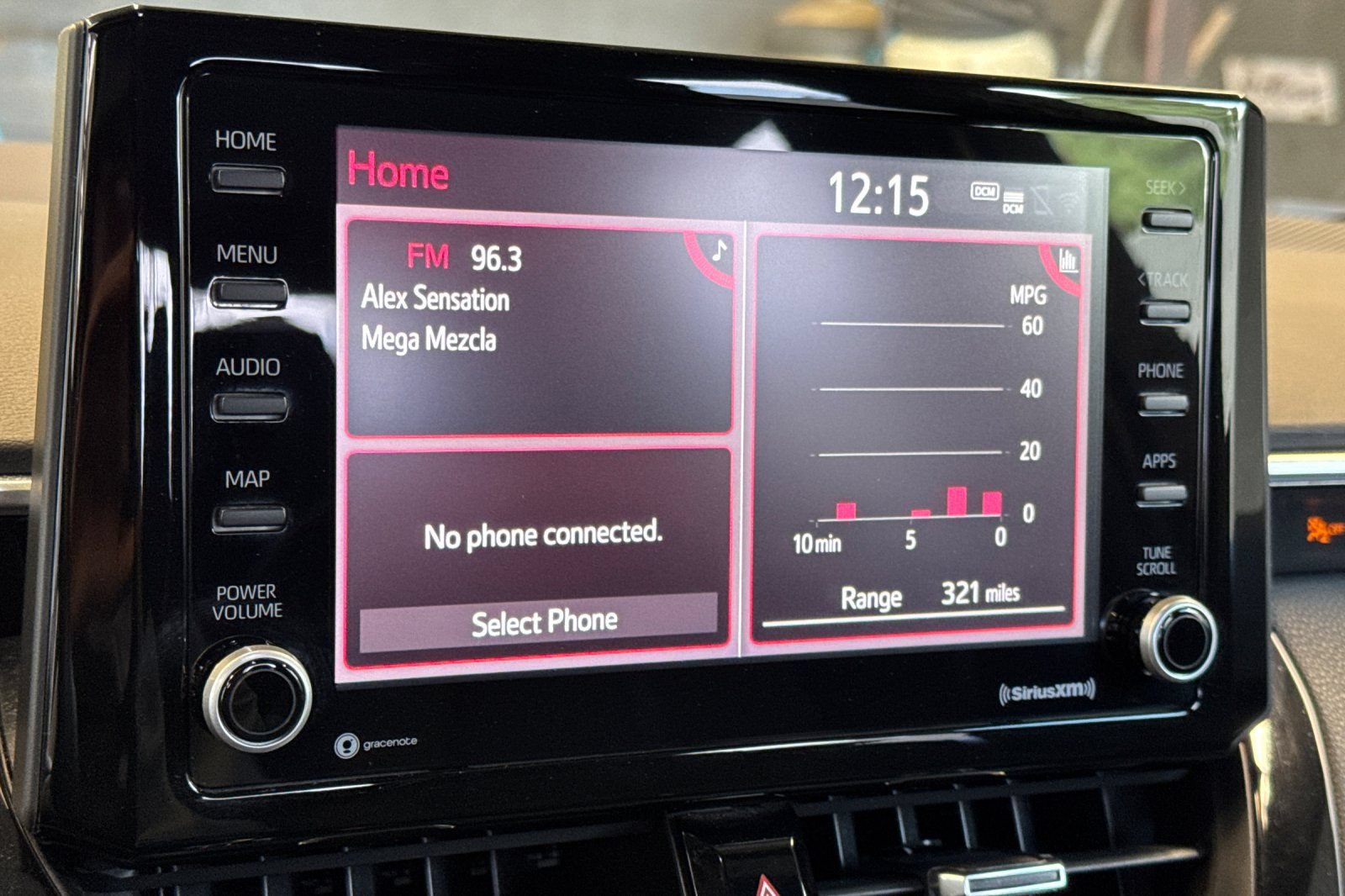 Certified 2022 Toyota Corolla SE w/ Carpet Mat Package (TMS) FWD image 23