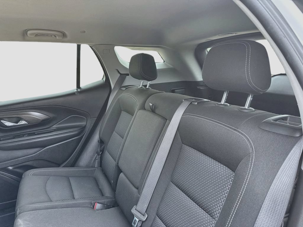 Used 2024 GMC Terrain SLE w/ Driver Convenience Package FWD image 22