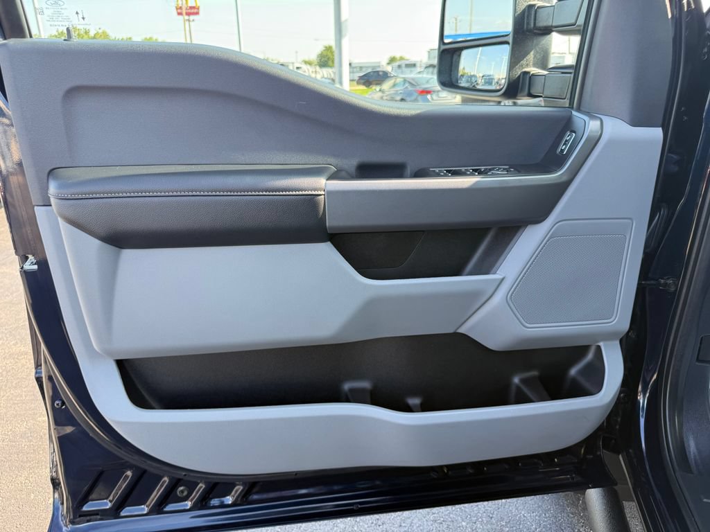 Certified 2024 Ford F250 XL w/ STX Appearance Package AWD/4WD image 15