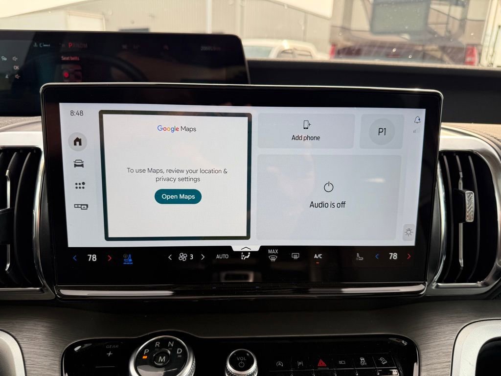 Used 2025 Ford Expedition Platinum AWD/4WD image 14