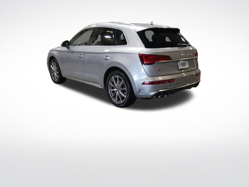 Certified 2023 Audi SQ5 Premium Plus w/ Premium Plus Package AWD/4WD image 3