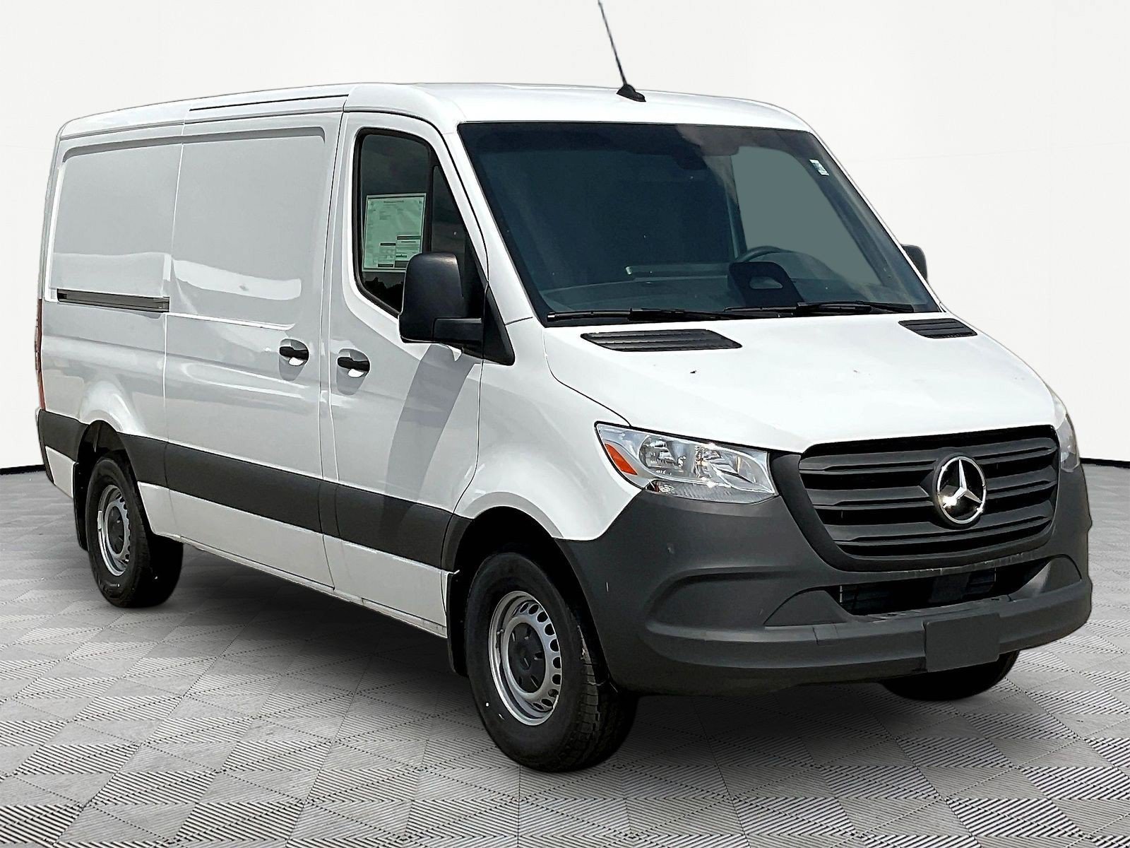 New 2026 Mercedes-Benz Sprinter 2500 image 3