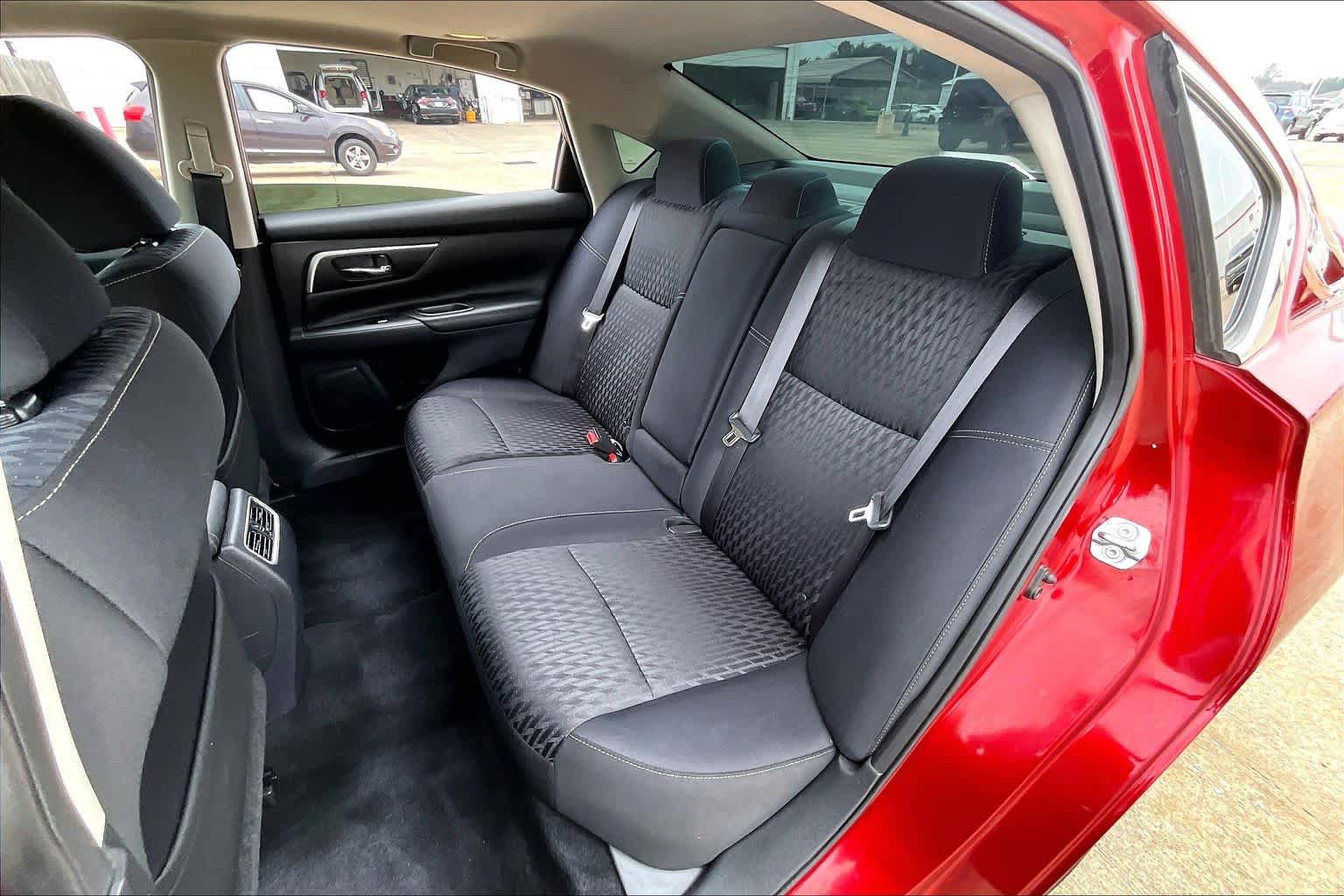 Used 2018 Nissan Altima 2.5 SV w/ 2.5 SV Technology Package FWD image 18