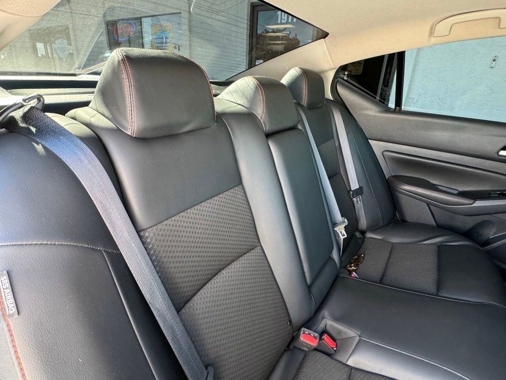 Used 2023 Nissan Altima 2.5 SR image 21
