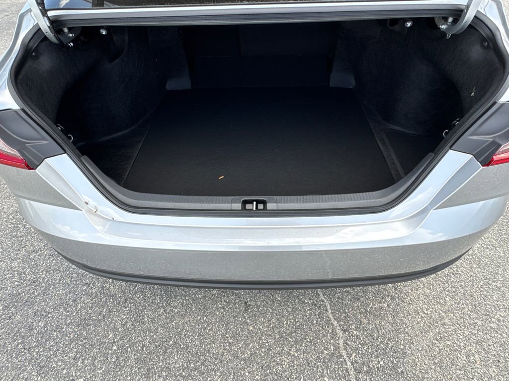 New 2026 Toyota Camry LE FWD image 18