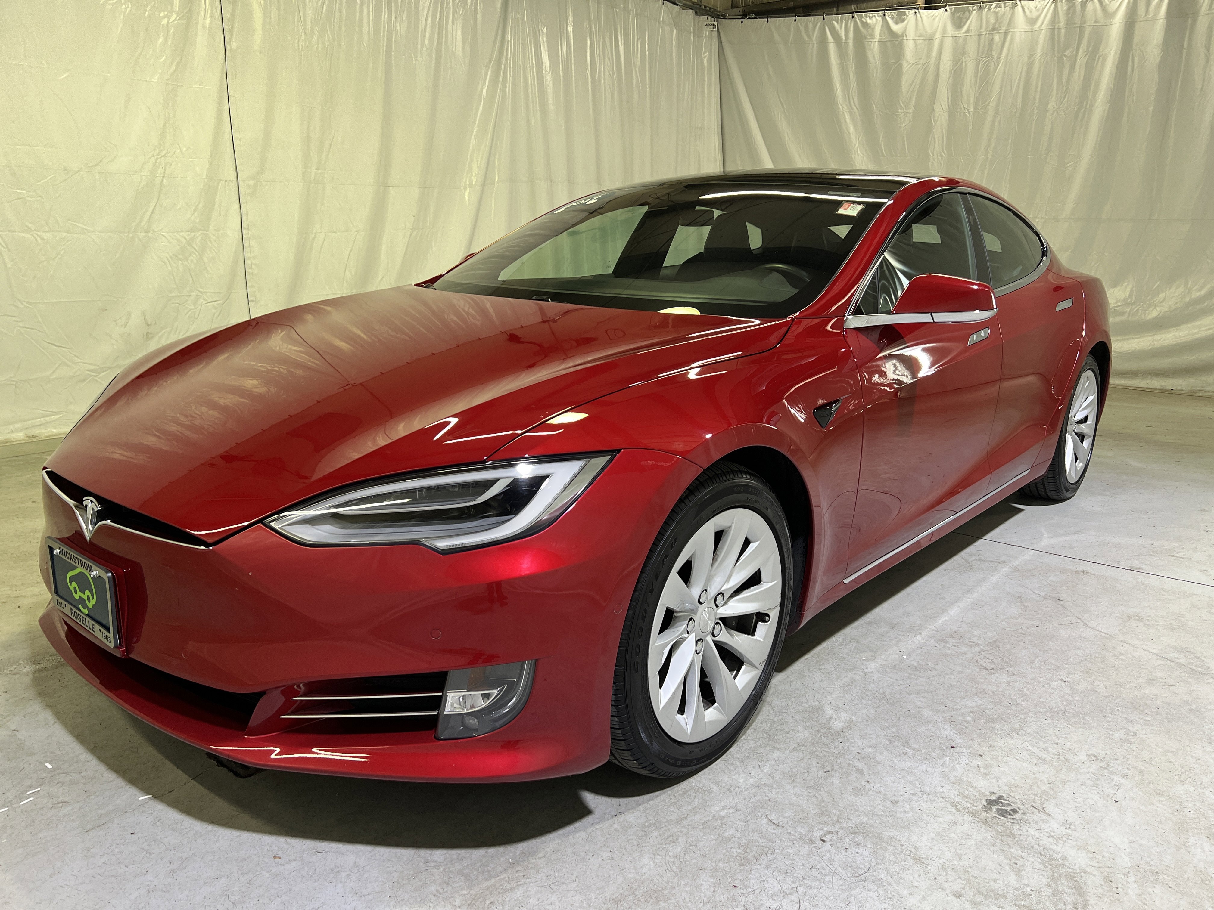 Used 2017 Tesla Model S 90D AWD/4WD image 6