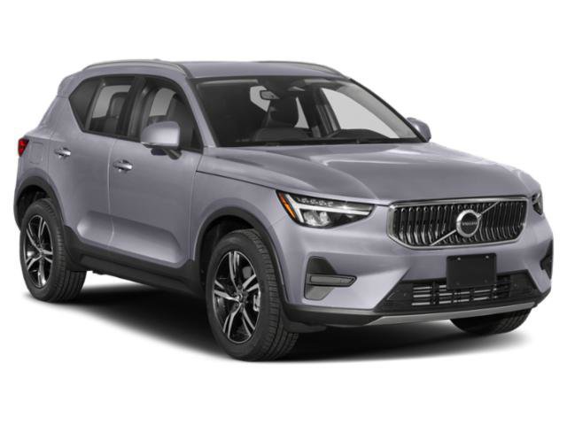 Used 2023 Volvo XC40 B5 Plus w/ Protection Package Premier AWD/4WD image 9