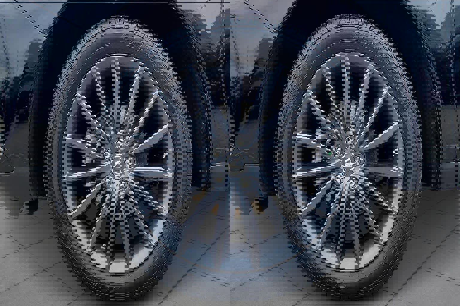 Used 2024 Acura RDX A-Spec image 11