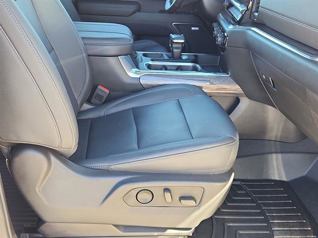 Used 2024 Chevrolet Silverado 1500 LTZ w/ LTZ Premium Package image 12