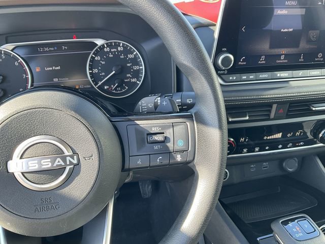 Used 2023 Nissan Rogue SV image 20