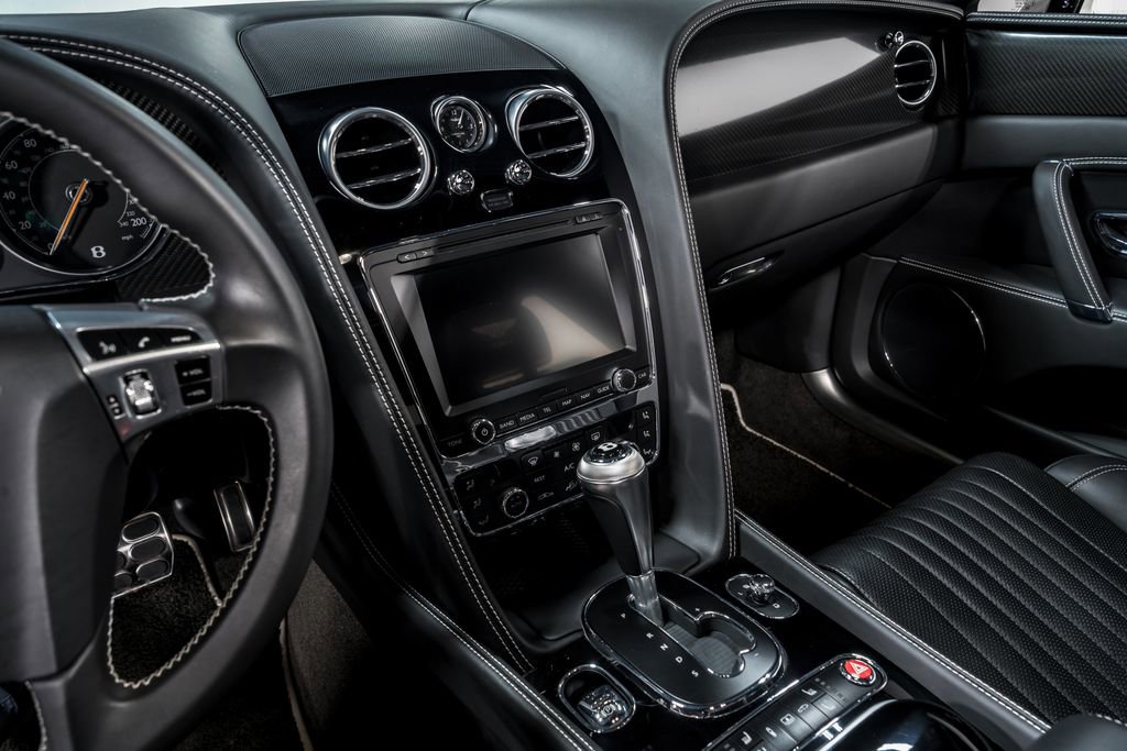 Used 2018 Bentley Flying Spur S V8 image 19