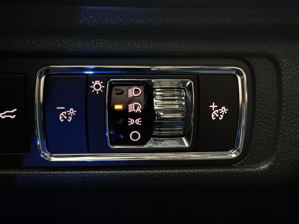 Used 2024 Lincoln Corsair Reserve w/ Equipment Group 201A image 23