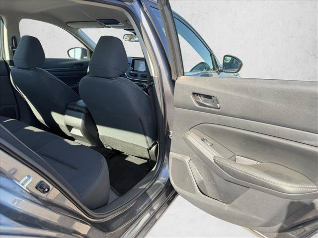 Used 2026 Nissan Altima 2.5 SV FWD image 22
