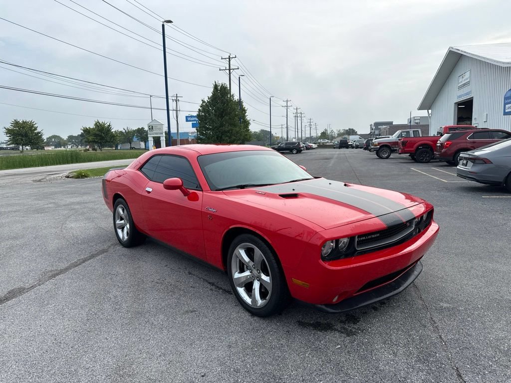 Used 2014 Dodge Challenger R/T RWD image 7