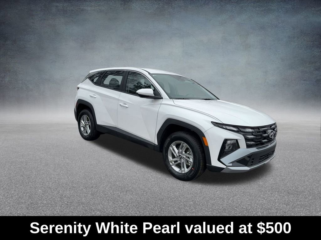 Used 2025 Hyundai Tucson SE image 2