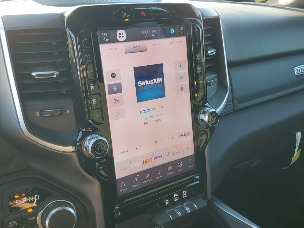 New 2026 RAM 1500 4x4 Crew Cab image 21