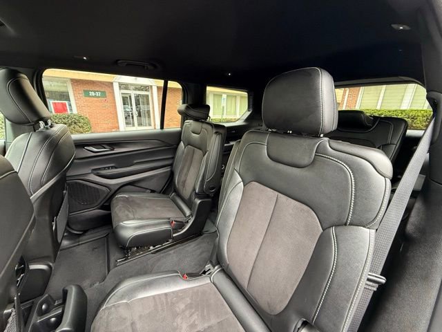 Certified 2024 Jeep Grand Cherokee L Altitude AWD/4WD image 24