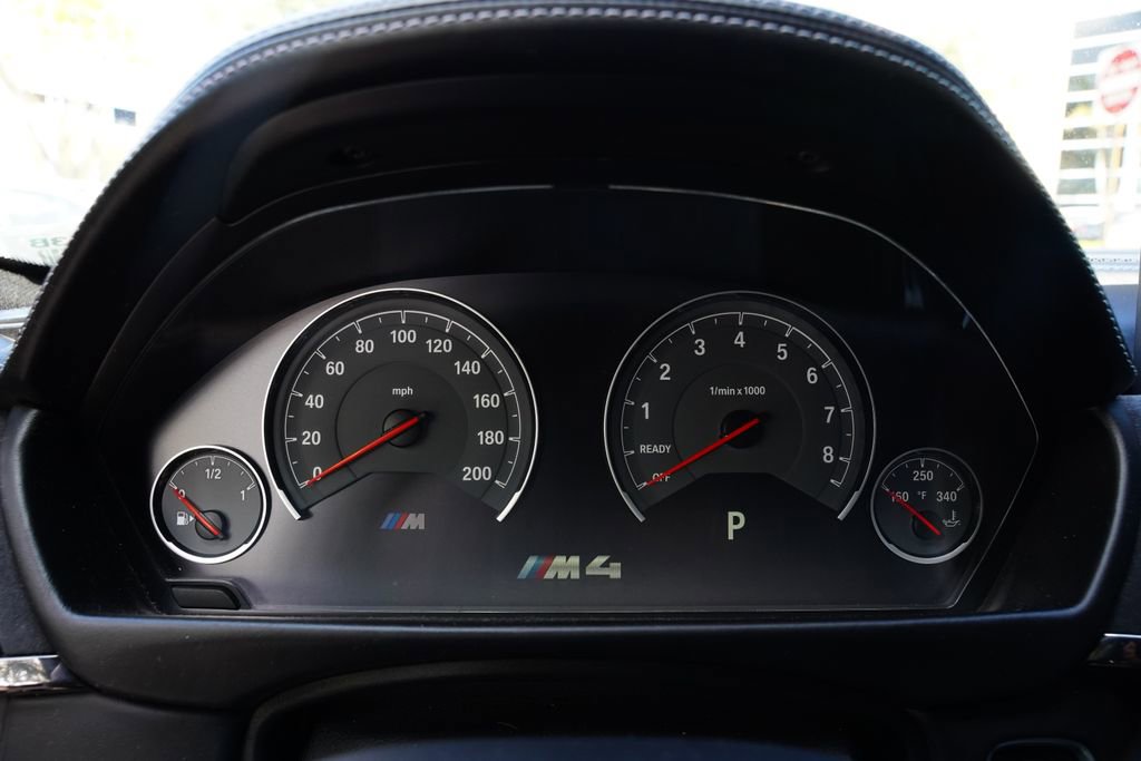 Used 2019 BMW M4 CS w/ Executive Package image 27