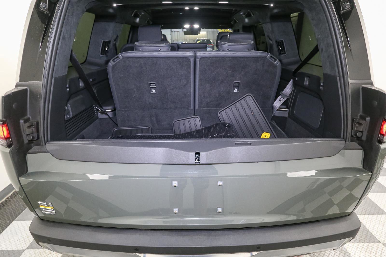 Used 2023 Rivian R1S Launch Edition AWD/4WD image 13