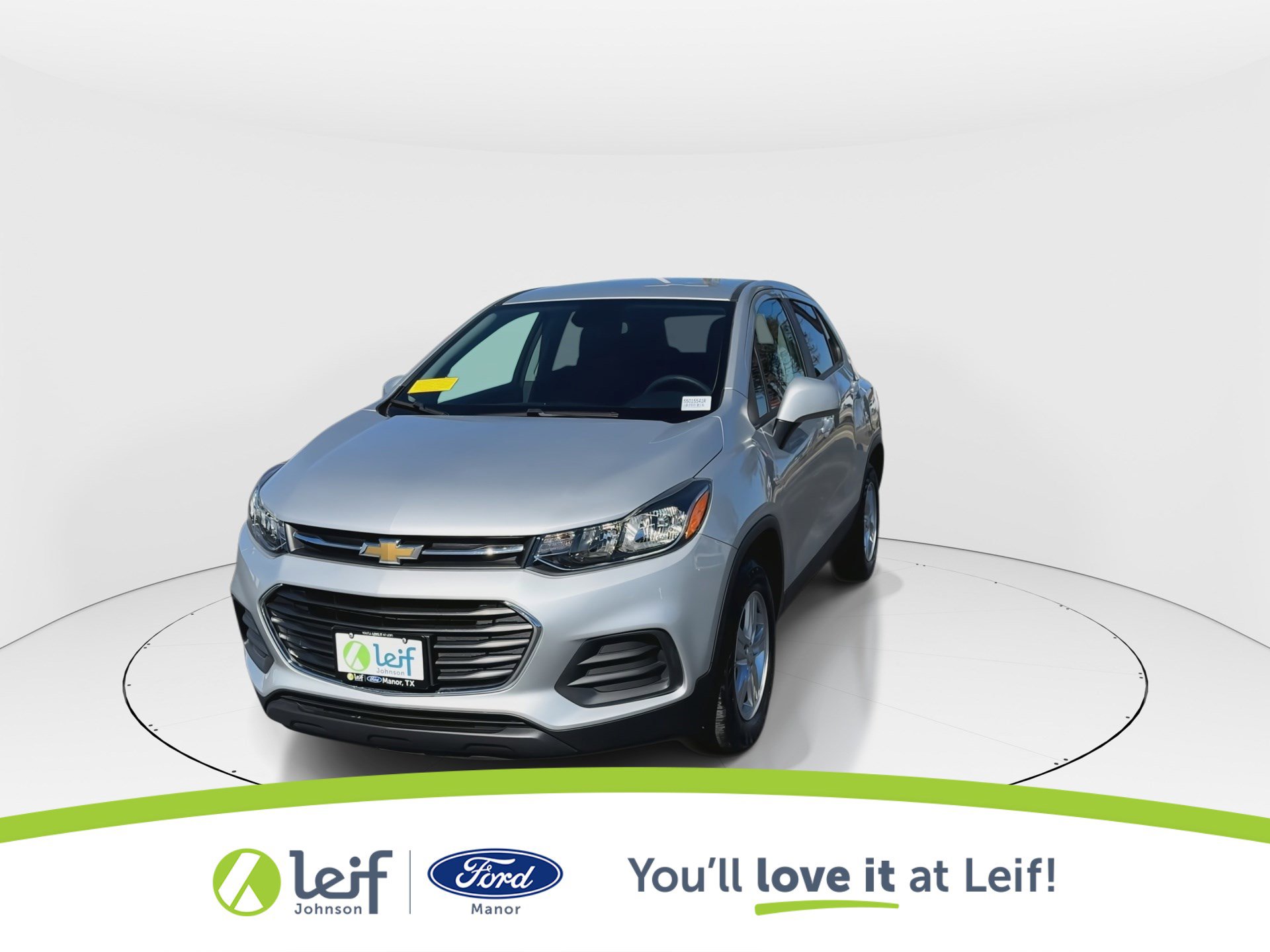 Used 2022 Chevrolet Trax LS w/ Tint and Cruise Package image 3