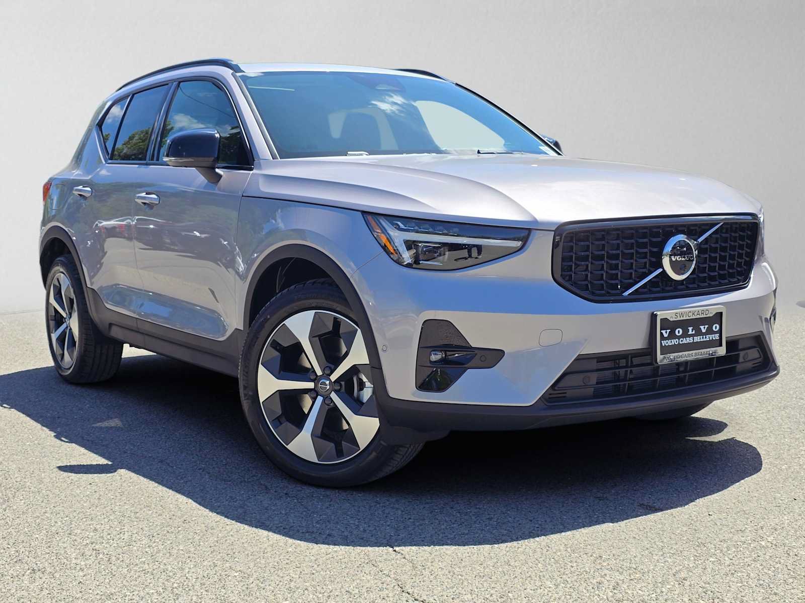 New 2026 Volvo XC40 B5 Plus w/ Protection Package Premier AWD/4WD image 1