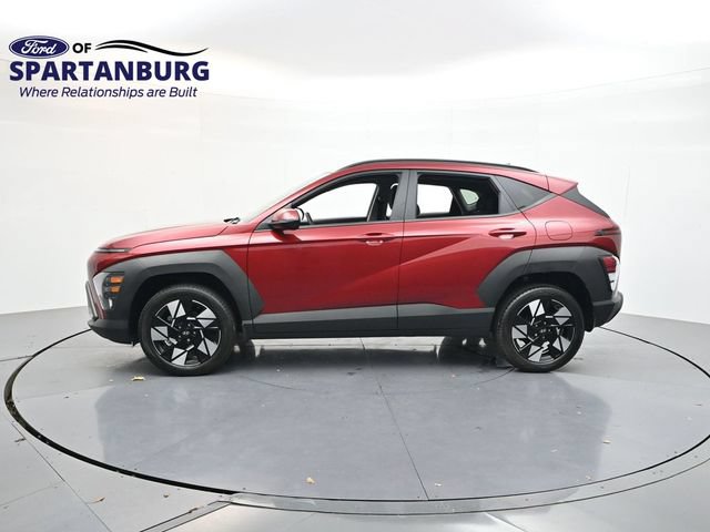 Used 2025 Hyundai Kona SEL AWD/4WD image 4