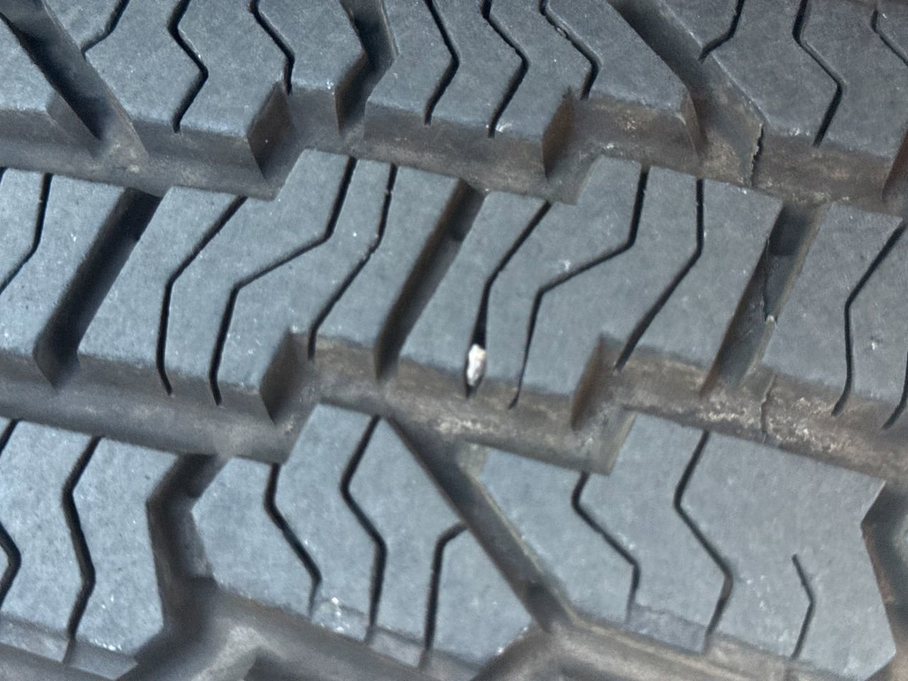 Used 2020 Jeep Gladiator Sport image 9