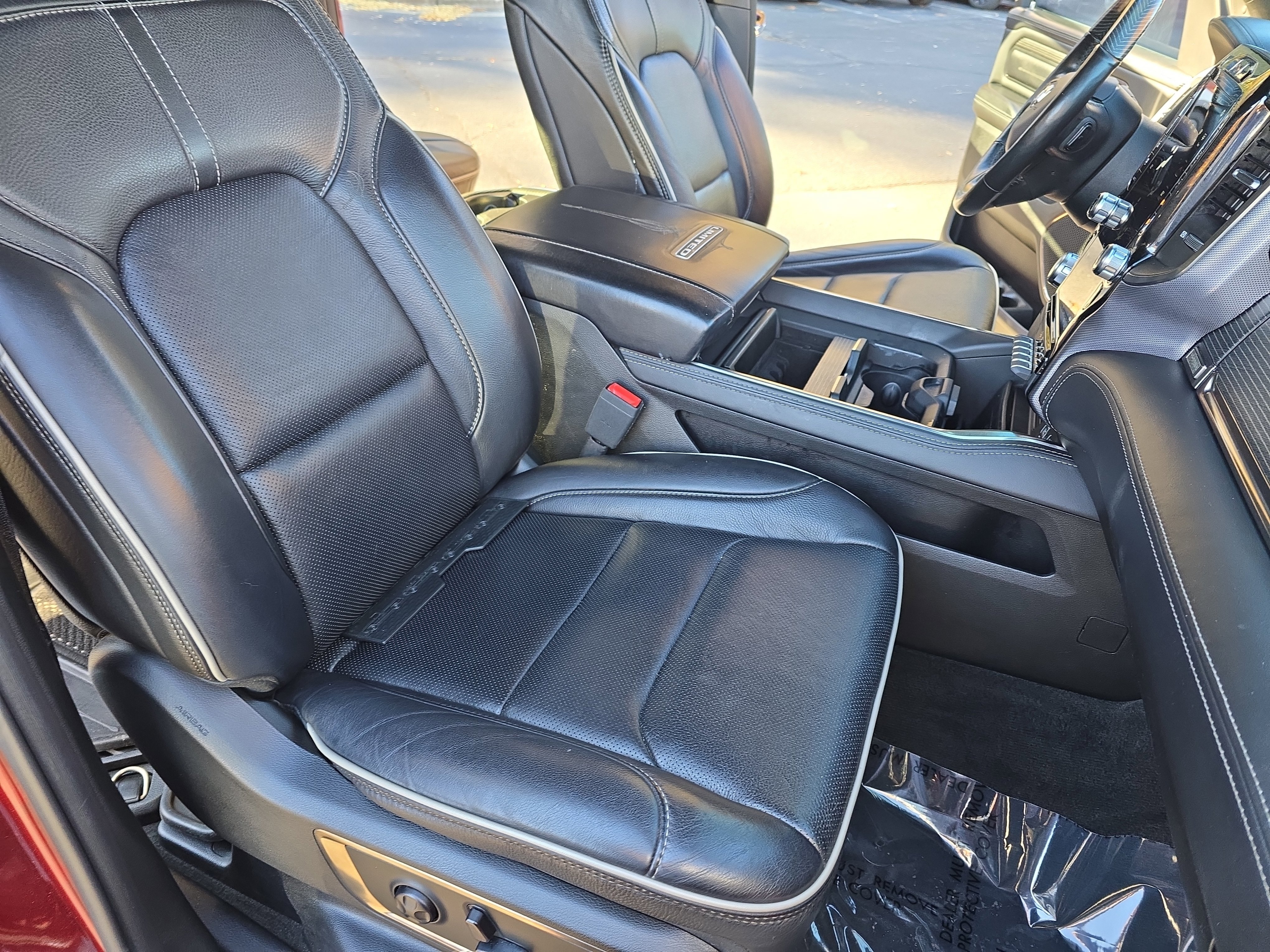 Used 2020 RAM 1500 Limited w/ Body Color Bumper Group image 10