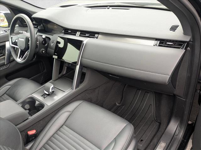 Certified 2024 Land Rover Discovery Sport Dynamic SE image 24