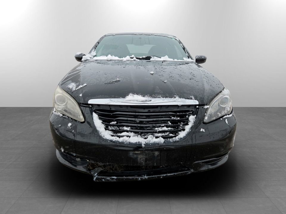 Used 2014 Chrysler 200 Touring w/ 200 S Group image 3