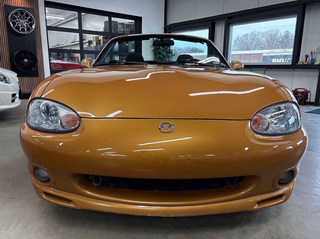 Used 2000 MAZDA MX-5 Miata image 23