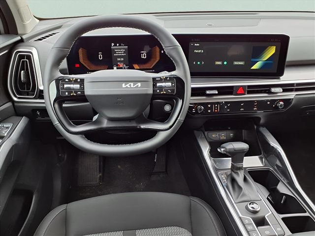 New 2026 Kia Sorento LX FWD image 5