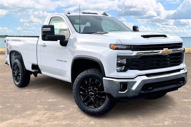 New 2026 Chevrolet Silverado 2500 LT image 1