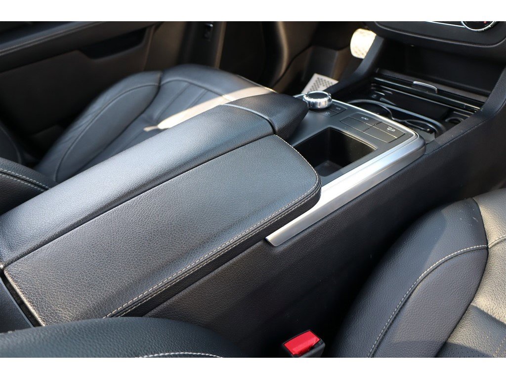 Used 2016 Mercedes-Benz GL 450 4MATIC image 17