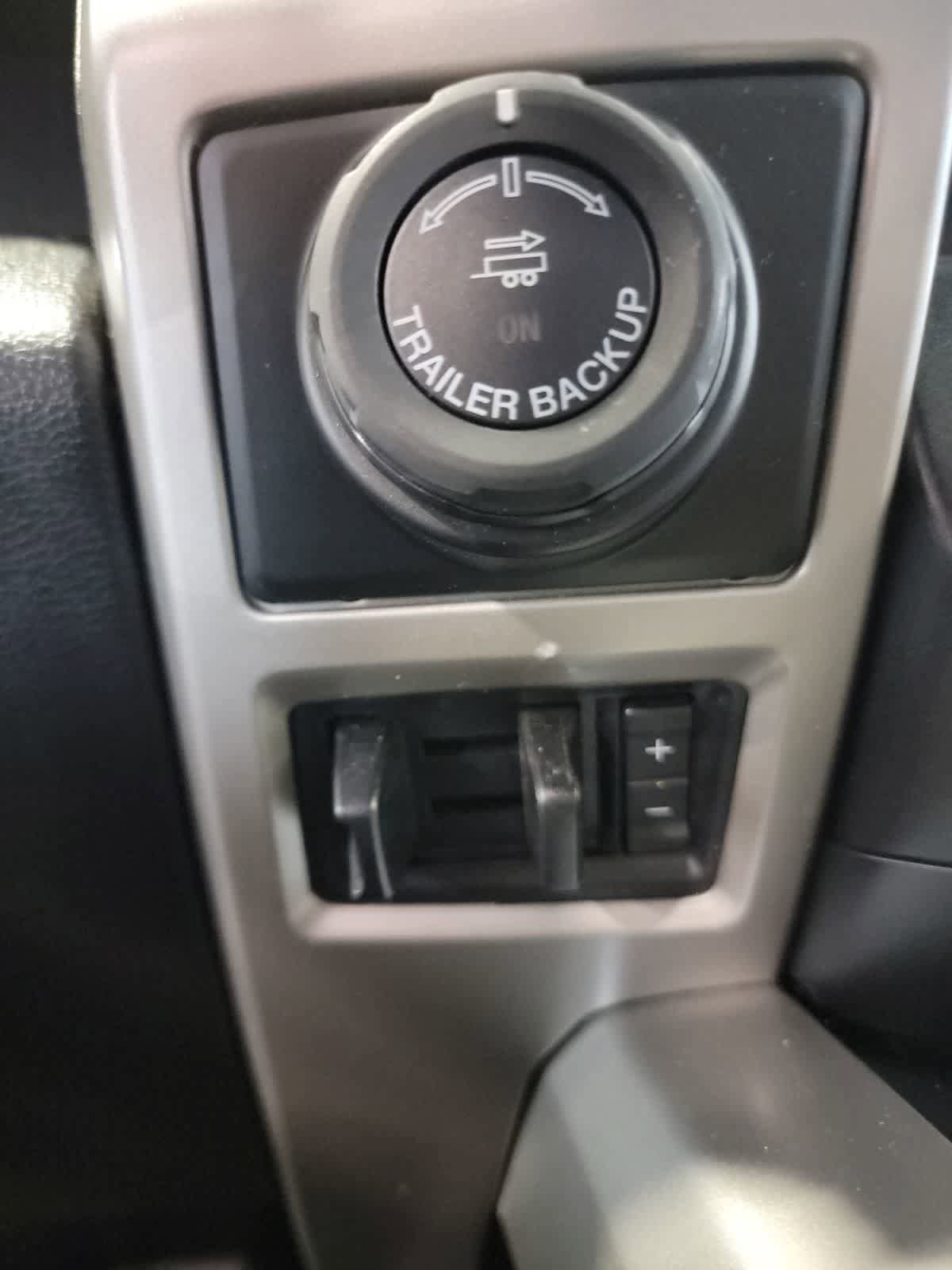 Used 2020 Ford F150 Lariat w/ Equipment Group 502A Luxury AWD/4WD image 27