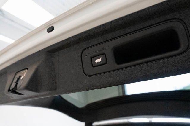 New 2026 Honda Odyssey Touring image 16