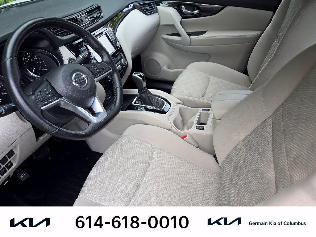 Used 2022 Nissan Rogue Sport SV AWD/4WD image 17