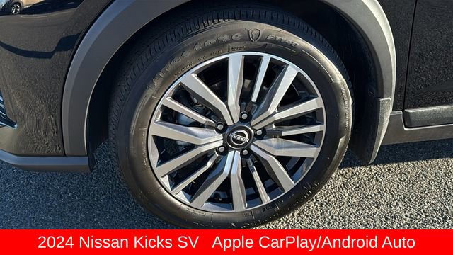 Used 2024 Nissan Kicks SV image 9