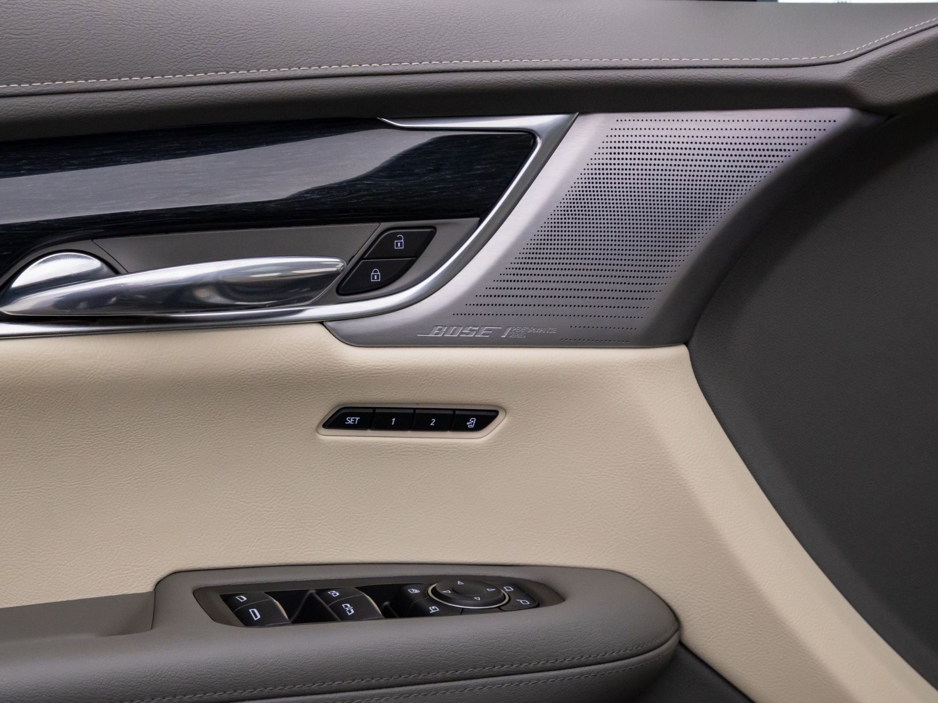 Certified 2023 Cadillac XT6 Premium Luxury image 19