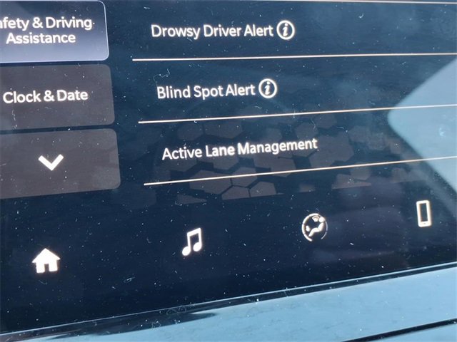 Used 2024 Jeep Compass Limited image 12