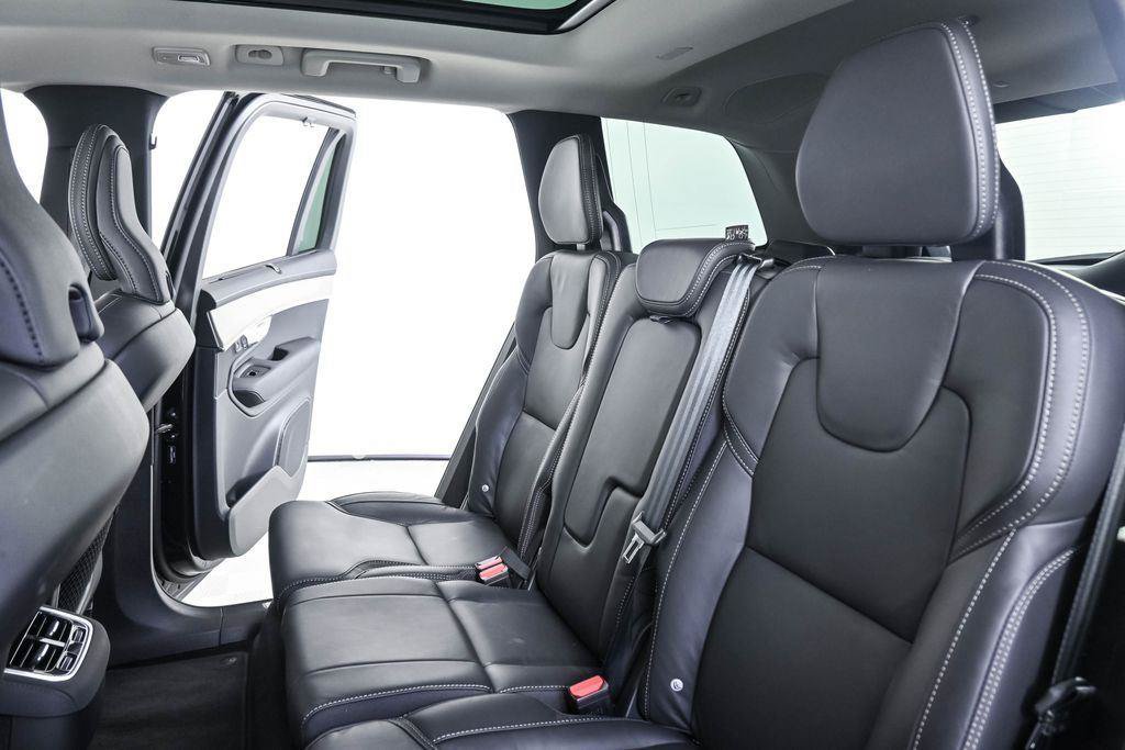 Certified 2026 Volvo XC90 B6 Ultra AWD/4WD image 23